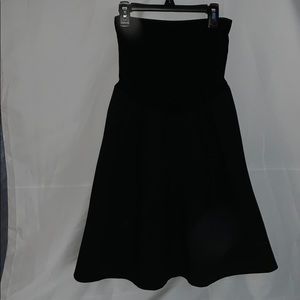 A Pea in the Pod Black Skater Skirt